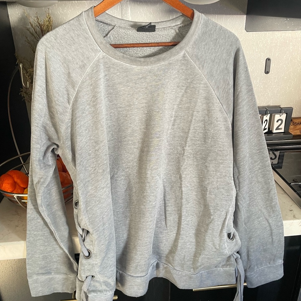 a.n.a Heather Gray Top